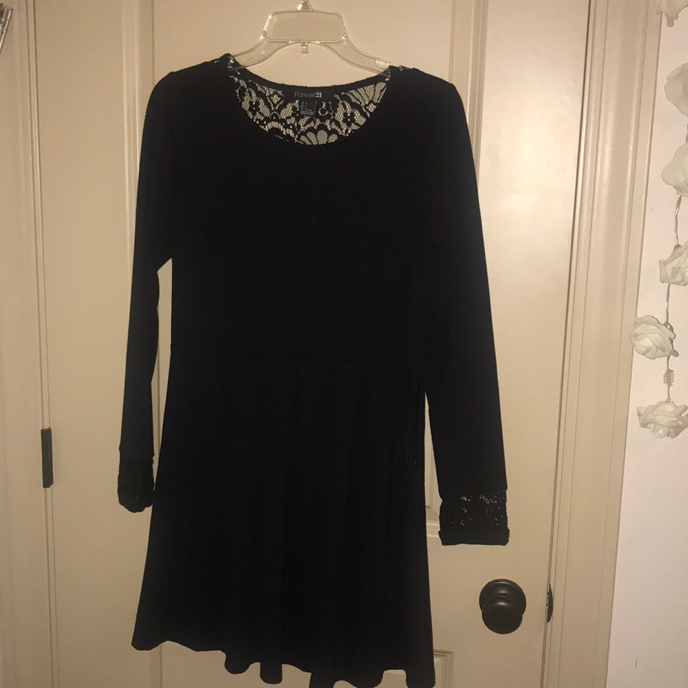 Black lace dress